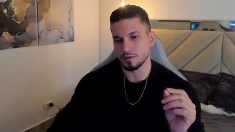 Snapshot of ryan_ward79 chatting on June 22, 3:25 am Ryan online show from June 22, 3:25 am