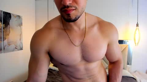 Snapshot of ryan_ward79 chatting on July 11, 11:39 pm Ryan online show from July 11, 11:39 pm