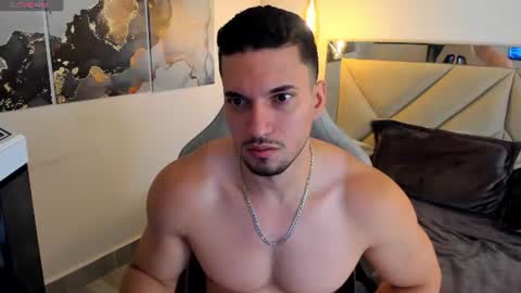 Snapshot of ryan_ward79 chatting on July 15, 12:54 pm Ryan online show from July 15, 12:54 pm