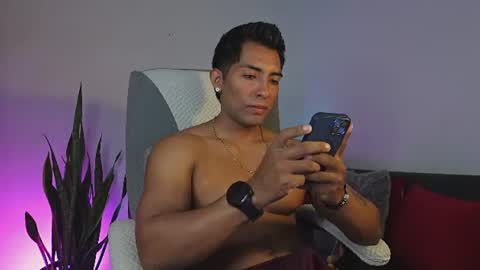 ryanboy30 online show from June 30, 12:39 pm