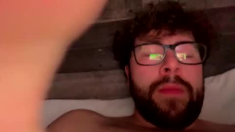 Snapshot of ryguy48 chatting on April 21, 11:07 pm ryguy48 online show from April 21, 11:07 pm