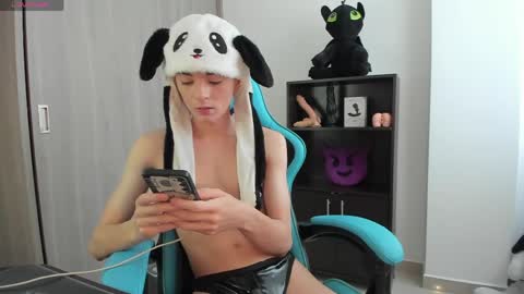 RYO BLEU online show from May 21, 8:38 pm