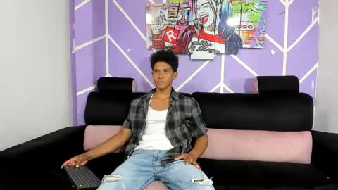 s_d_b_hot online show from April 28, 8:03 pm