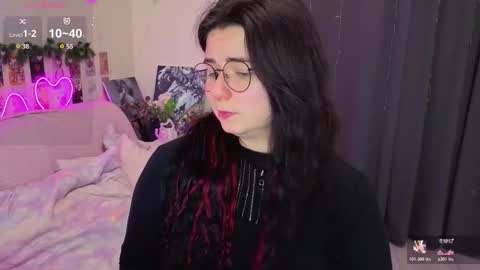 Kate online show from March 11, 8:59 pm