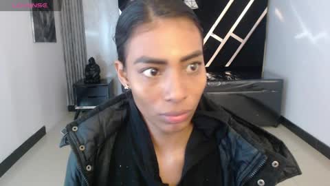 saara_ch1 online show from April 2, 12:47 pm