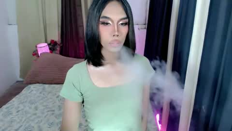 cathllea online show from June 7, 5:49 pm