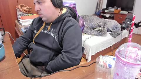 1141323  my Lord Mister Max   moms treasure online show from January 21, 9:24 am