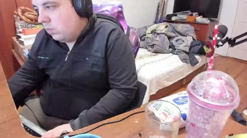 1141323  my Lord Mister Max   moms treasure online show from January 24, 6:56 pm