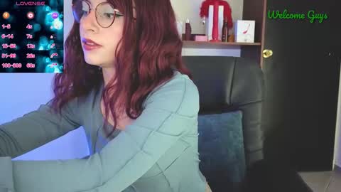 Snapshot of sabrina709 chatting on February 3, 10:04 pm Sabrina online show from February 3, 10:04 pm