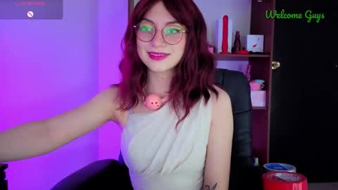 Snapshot of sabrina709 chatting on February 28, 10:44 pm Sabrina online show from February 28, 10:44 pm