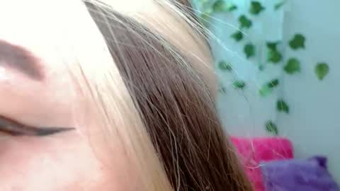 SABRI online show from December 17, 10:38 pm