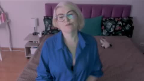 Sabrina MacMarren online show from March 2, 4:21 pm