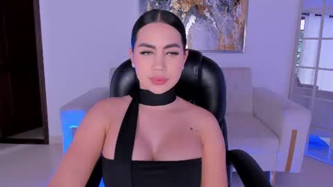 Snapshot of sabrinamontclair chatting on July 15, 8:25 pm Sabrina M online show from July 15, 8:25 pm