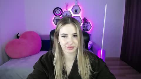 Sabrina Violet online show from February 8, 9:02 am