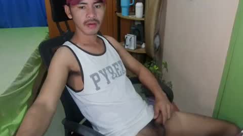 Snapshot of sachu01 chatting on July 15, 1:22 am Sachu01 online show from July 15, 1:22 am