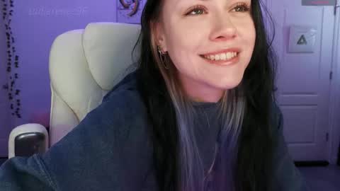 Sadie Renee  online show from November 6, 12:11 am