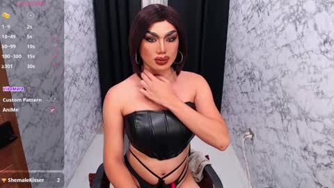 Verra Monroe online show from May 27, 10:40 pm