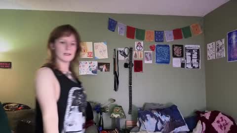 Snapshot of sadomas0kiss chatting on March 5, 12:38 am sadomas0kiss online show from March 5, 12:38 am