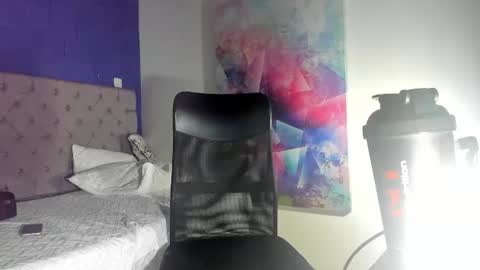 sagazael_hoyos online show from August 7, 5:15 pm