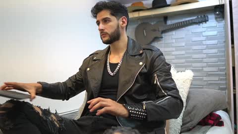 saimon  online show from January 31, 9:37 pm