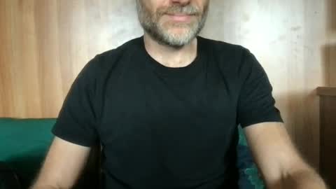saint009 online show from June 24, 10:47 am