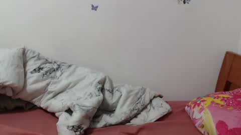 naomi online show from July 11, 7:05 pm