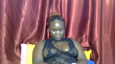 sally_bee1 online show from June 21, 10:18 am