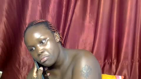 sally_bee1 online show from June 29, 7:14 am
