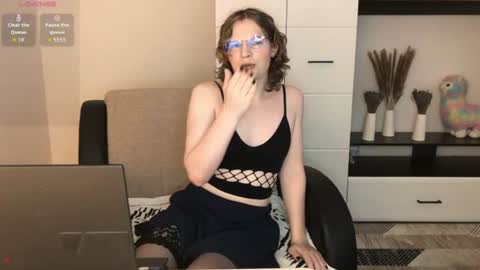 Sally online show from July 12, 8:05 am
