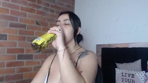   online show from November 26, 1:23 pm