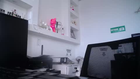 Snapshot of salome_drasin chatting on February 26, 12:15 pm salome_drasin online show from February 26, 12:15 pm