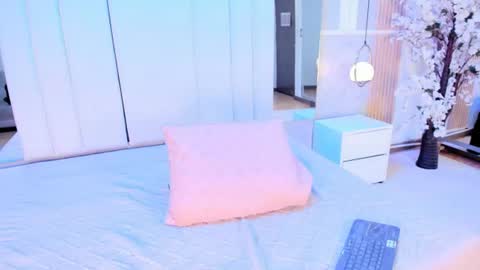  Salome benz online show from July 18, 9:29 pm