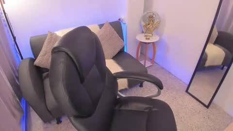 Salome online show from January 17, 8:23 pm