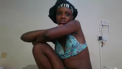 Sugarbabe online show from May 13, 6:00 am