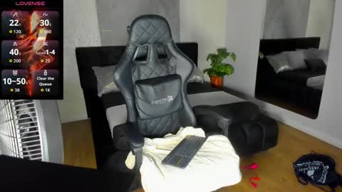 Snapshot of salvatore_damore chatting on June 7, 5:49 pm SALVATORE online show from June 7, 5:49 pm