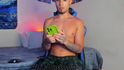   online show from February 26, 1:37 am