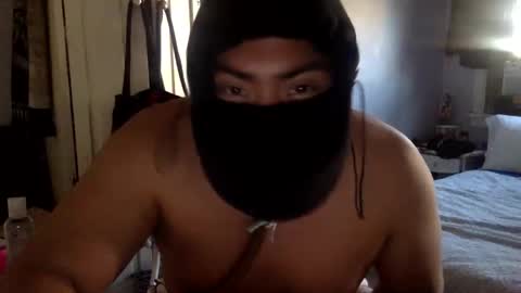 salvpapi online show from May 17, 9:44 pm