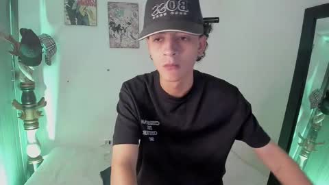 sam__cute online show from January 14, 3:11 am