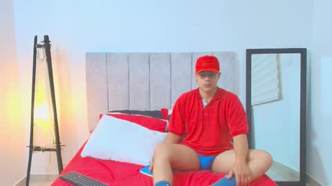 Snapshot of sam_tnt9 chatting on January 10, 6:31 pm sam_tnt9 online show from January 10, 6:31 pm