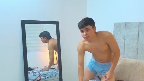 Snapshot of sam_tnt9 chatting on February 11, 10:04 pm sam_tnt9 online show from February 11, 10:04 pm