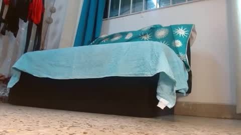 Snapshot of samanta_brownn_ chatting on April 22, 11:12 am samanta online show from April 22, 11:12 am