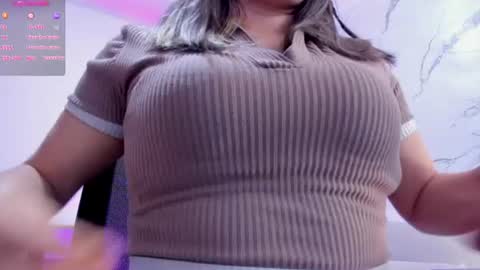 Samantha  online show from June 19, 7:39 pm