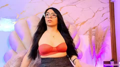 Snapshot of samantha_diamont chatting on April 15, 7:58 pm Samantha Diamont online show from April 15, 7:58 pm