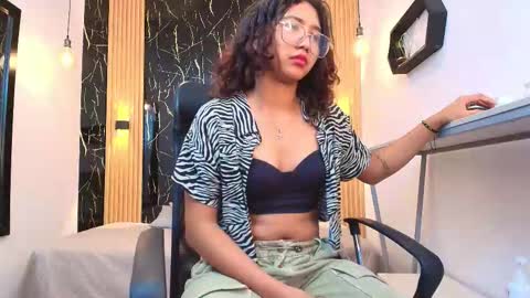    online show from March 9, 11:03 am