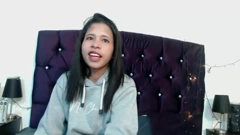 lizzy online show from December 29, 10:57 pm