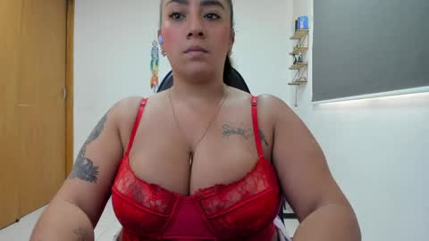 Samantha ga online show from May 6, 5:51 pm