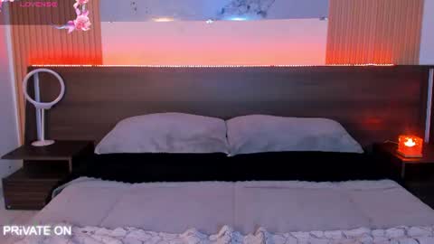 samantha_moons online show from June 24, 12:31 am