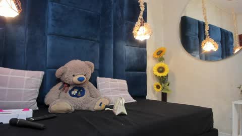 Snapshot of samantha_roses1 chatting on April 12, 4:12 pm samantha online show from April 12, 4:12 pm
