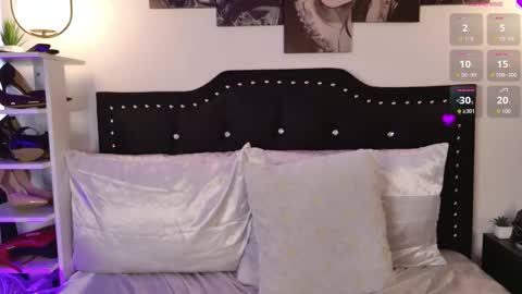 IGSamanthaGrant 10 online show from March 21, 4:10 pm