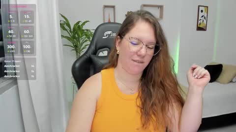 Samantha samy online show from December 19, 1:50 am